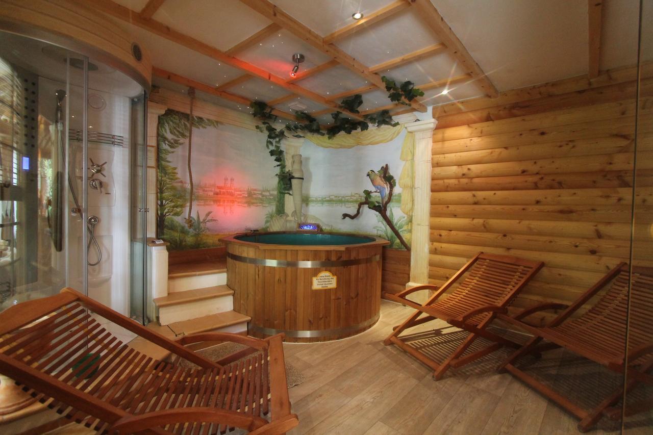 ホテル Haus Sonnenschein グライナウ エクステリア 写真